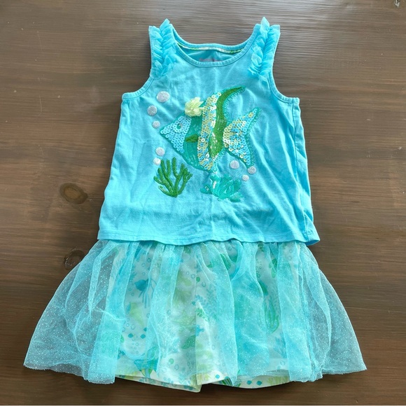 Tommy Bahama Other - Tommy Bahamas 2 Pc Tank Top and Tutu Shorts Set w/ Embroidery - Size S (5-6)